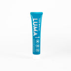 Pro White Luma1 Whitening Toothpaste — in use